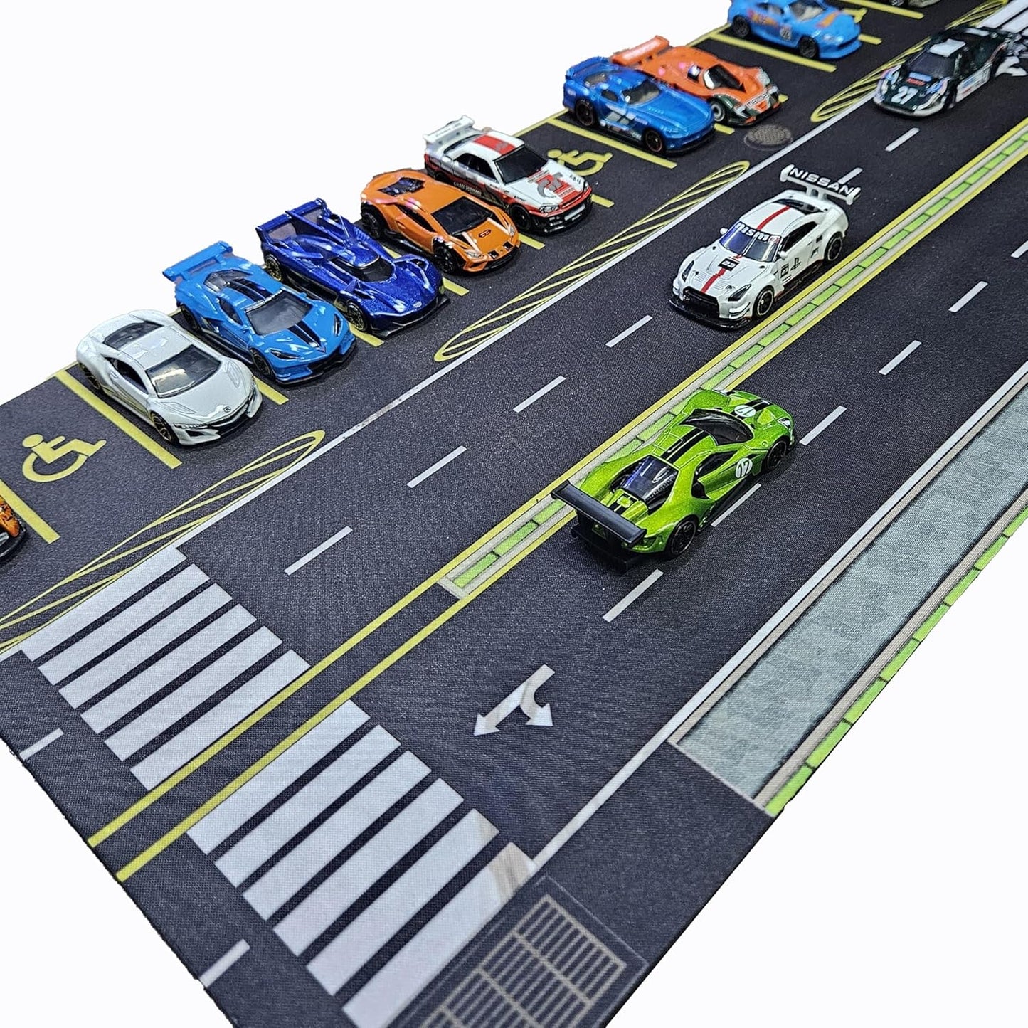 Highway and Parking lot Diorama for 1/64 Scale Cars (Hotwheels,Minigt, etc.) 22X11 INCHES **Cars not Included